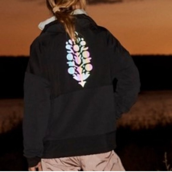 Free People Movement Black Half-Zip Pullover Jacket Size M ✨ - Picture 9 of 10